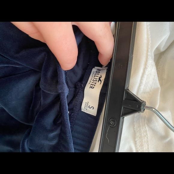 Shorts - Picture 3 of 3